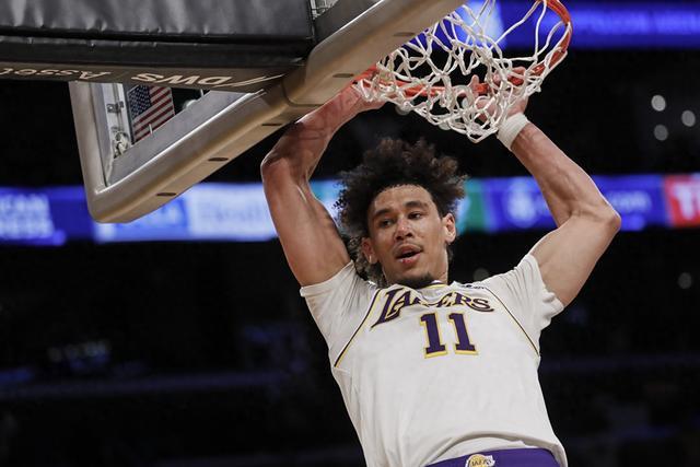 NBA最吸引眼球的十大球员榜单